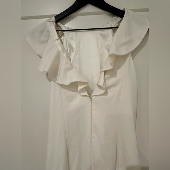 Badgley Mischka Heather Wedding Gown - Picture 7 of 9